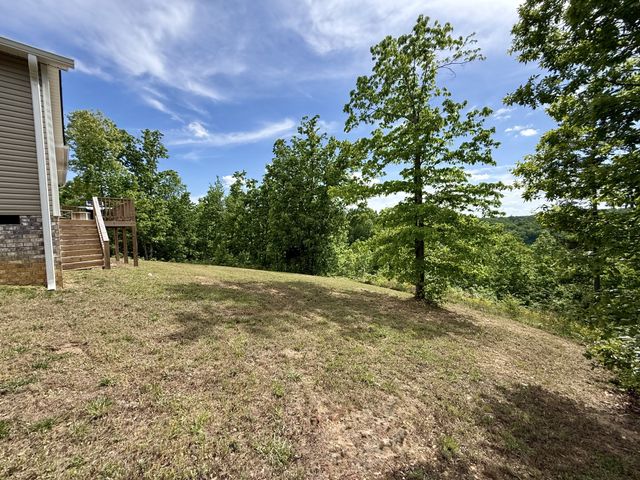 131 Gatlyn Ln, Hohenwald, TN 38462