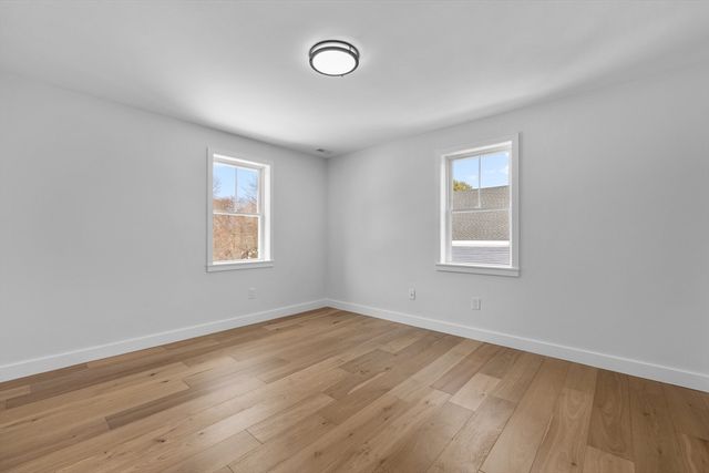 335 Salem St, North Andover, MA 01845