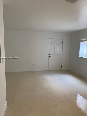 4120 NW 88th Ave 201, Coral Springs, FL 33065