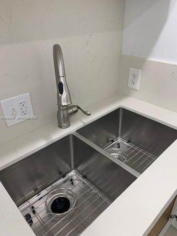 4120 NW 88th Ave 201, Coral Springs, FL 33065