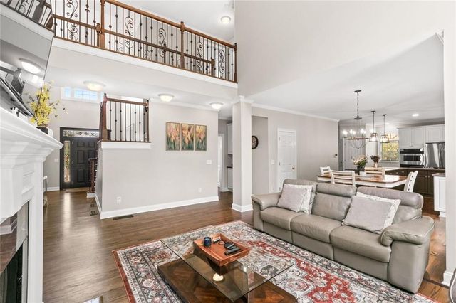 1121 Promontory Drive, Marietta, GA 30062
