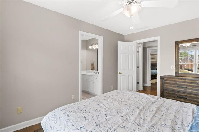 1121 Promontory Drive, Marietta, GA 30062