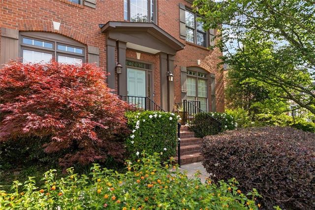 1121 Promontory Drive, Marietta, GA 30062
