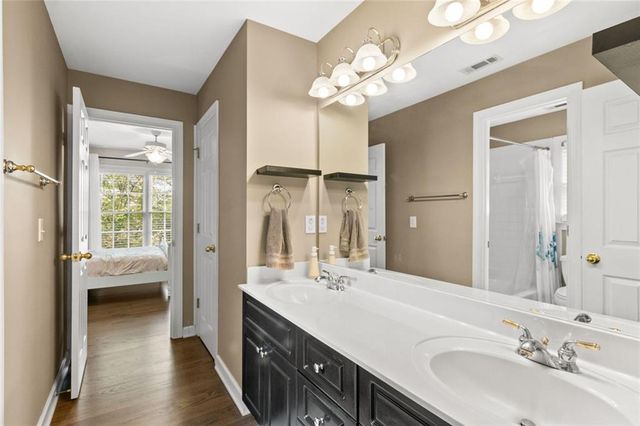 1121 Promontory Drive, Marietta, GA 30062