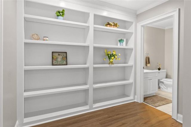 1121 Promontory Drive, Marietta, GA 30062