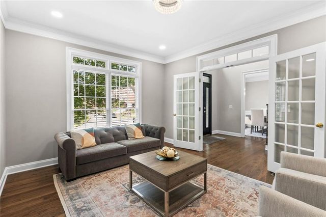 1121 Promontory Drive, Marietta, GA 30062