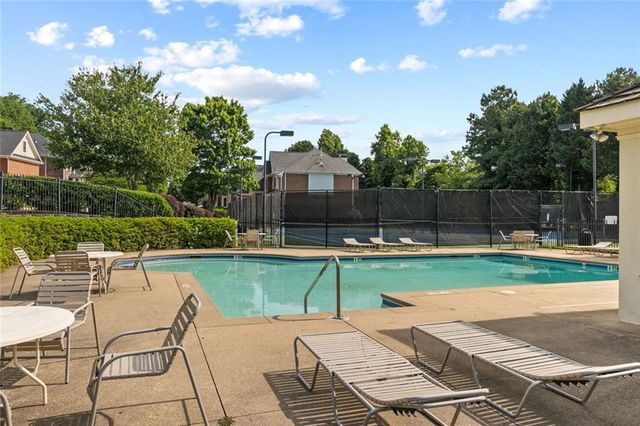 1121 Promontory Drive, Marietta, GA 30062