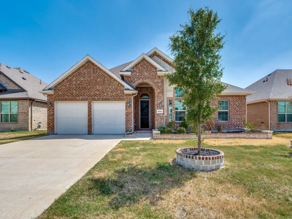 10623 Cherry Tree Way, Grand Prairie, TX 76065 — exterior