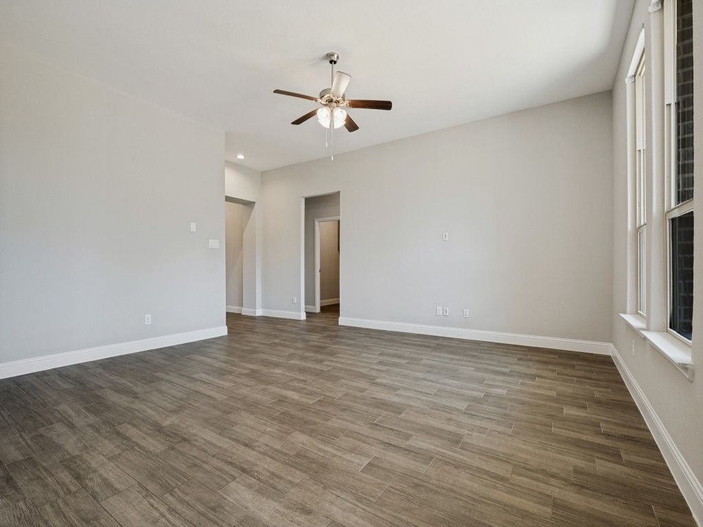 10623 Cherry Tree Way, Grand Prairie, TX 76065 — photo 5