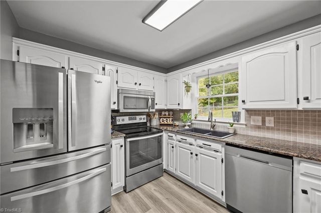 205 Somerset Drive, Reidsville, NC 27320