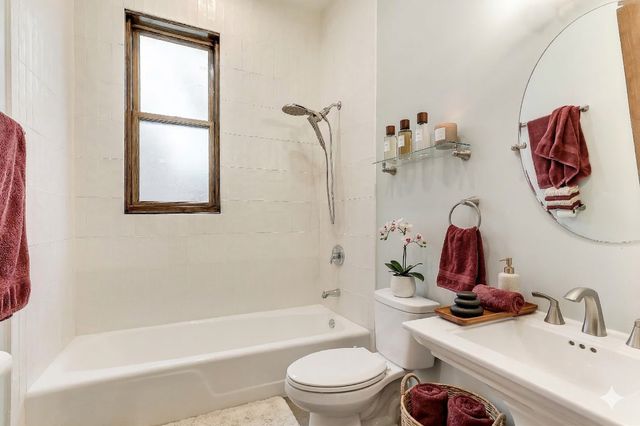 3351 S Union Avenue 1, Chicago, IL 60616