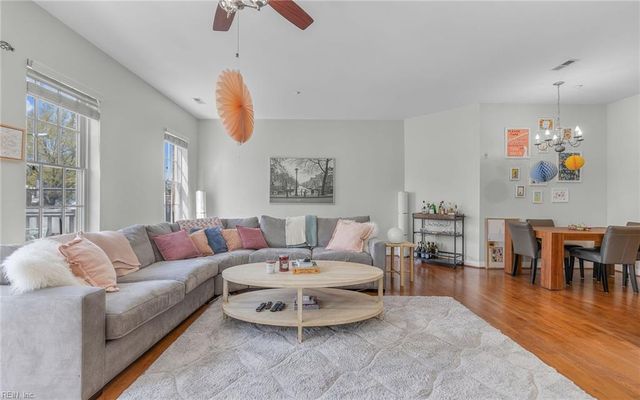 450 W Princess Anne Rd Unit 206, Norfolk, VA 23517