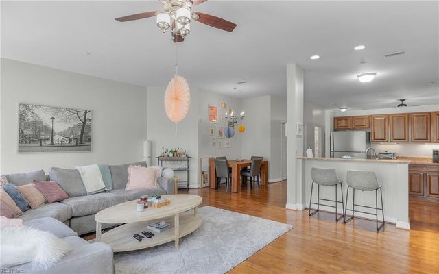 450 W Princess Anne Rd Unit 206, Norfolk, VA 23517