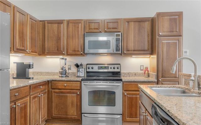 450 W Princess Anne Rd Unit 206, Norfolk, VA 23517