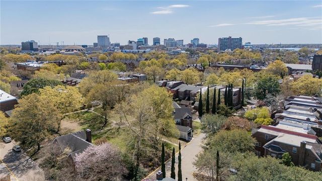 450 W Princess Anne Rd Unit 206, Norfolk, VA 23517