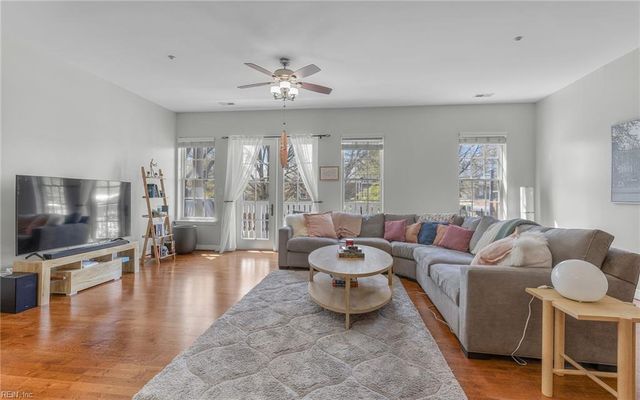 450 W Princess Anne Rd Unit 206, Norfolk, VA 23517