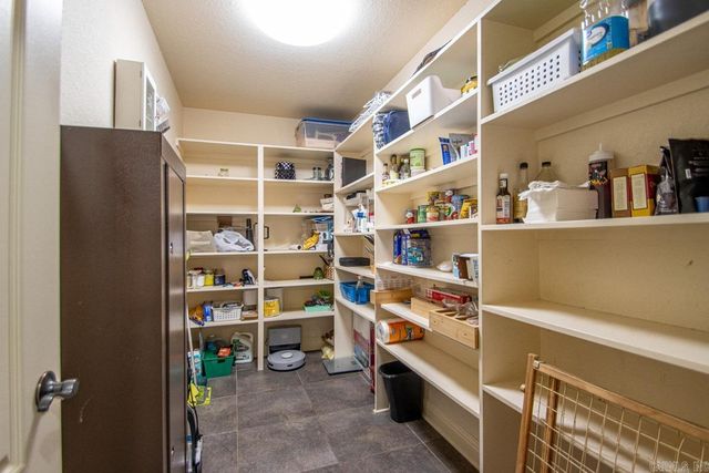 104 Parkway Square, Pearcy, AR 71964