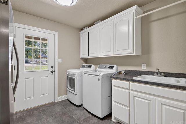 104 Parkway Square, Pearcy, AR 71964