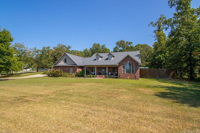 104 Parkway Square, Pearcy, AR 71964