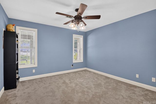 104 Parkway Square, Pearcy, AR 71964
