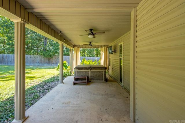 104 Parkway Square, Pearcy, AR 71964