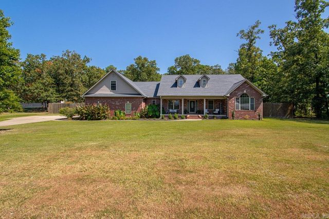104 Parkway Square, Pearcy, AR 71964
