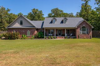 104 Parkway Square, Pearcy, AR 71964