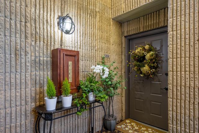 4312 Lakeshore Lane Unit 304, Chattanooga, TN 37415