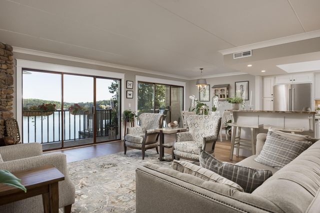 4312 Lakeshore Lane Unit 304, Chattanooga, TN 37415