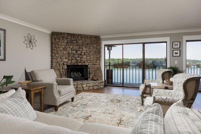 4312 Lakeshore Lane Unit 304, Chattanooga, TN 37415