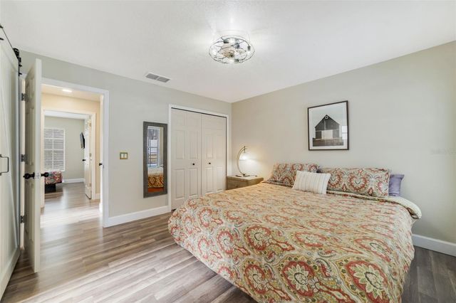 40140 PALM STREET, Lady Lake, FL 32159