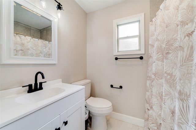 40140 PALM STREET, Lady Lake, FL 32159