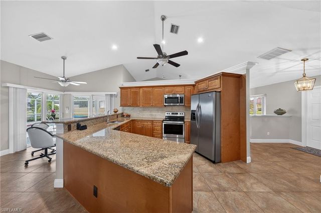 4933 Seville CT, Cape Coral, FL 33904