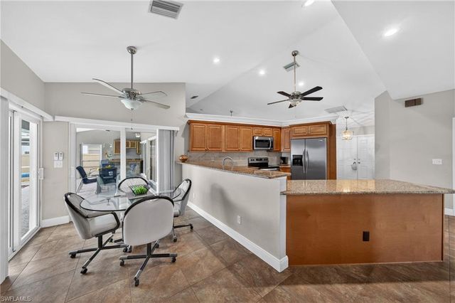 4933 Seville CT, Cape Coral, FL 33904
