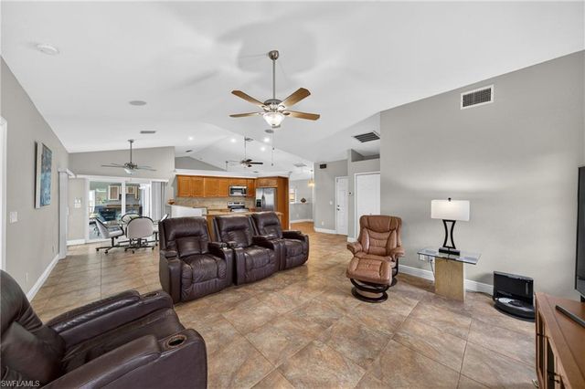 4933 Seville CT, Cape Coral, FL 33904