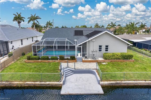4933 Seville CT, Cape Coral, FL 33904