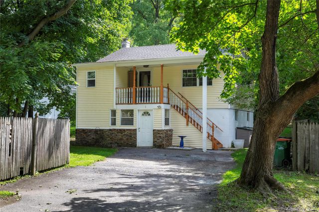 1 Zias Drive, Beacon, NY 12508