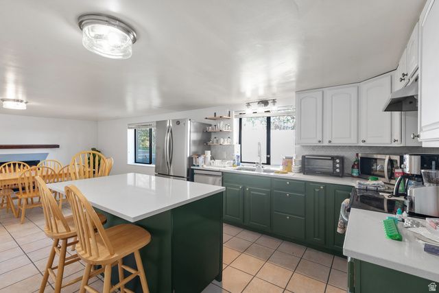 7402 S TEMPLE DR, West Jordan, UT 84084