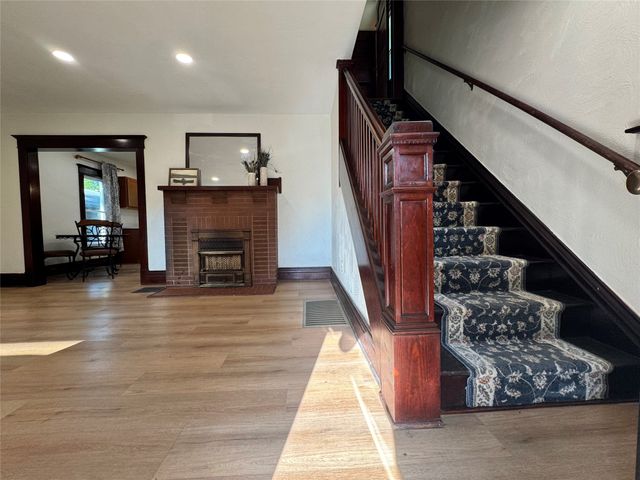 2506 LOVELAND Avenue, Millcreek, PA 16506