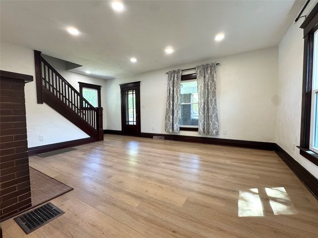 2506 LOVELAND Avenue, Millcreek, PA 16506