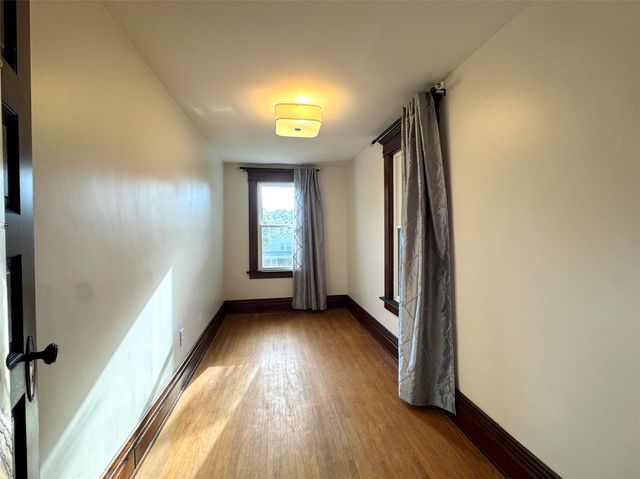 2506 LOVELAND Avenue, Millcreek, PA 16506