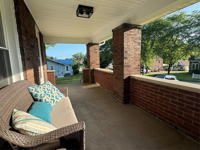 2506 LOVELAND Avenue, Millcreek, PA 16506