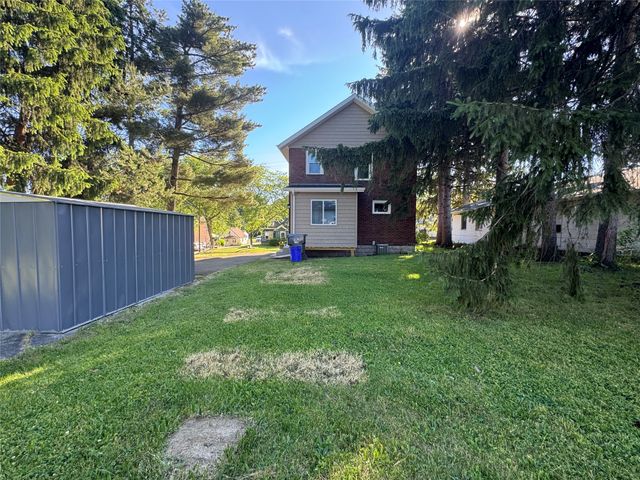 2506 LOVELAND Avenue, Millcreek, PA 16506
