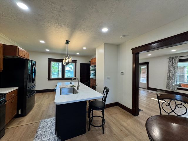 2506 LOVELAND Avenue, Millcreek, PA 16506
