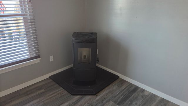 18 Bennett Avenue, Oakfield, NY 14125