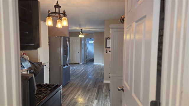 18 Bennett Avenue, Oakfield, NY 14125