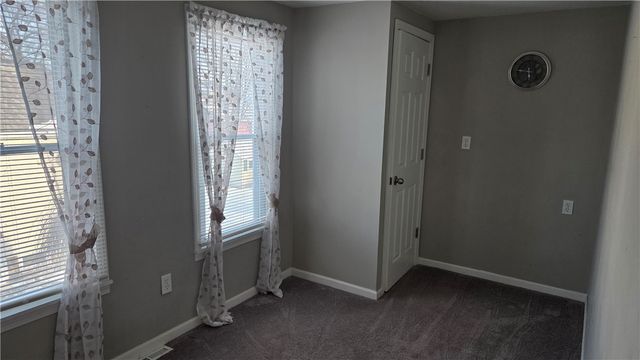 18 Bennett Avenue, Oakfield, NY 14125