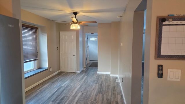 18 Bennett Avenue, Oakfield, NY 14125