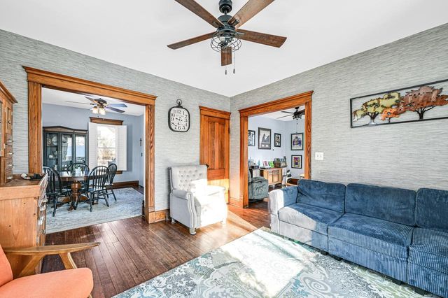 417 James STREET, Burlington, WI 53105