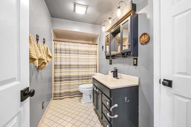 417 James STREET, Burlington, WI 53105